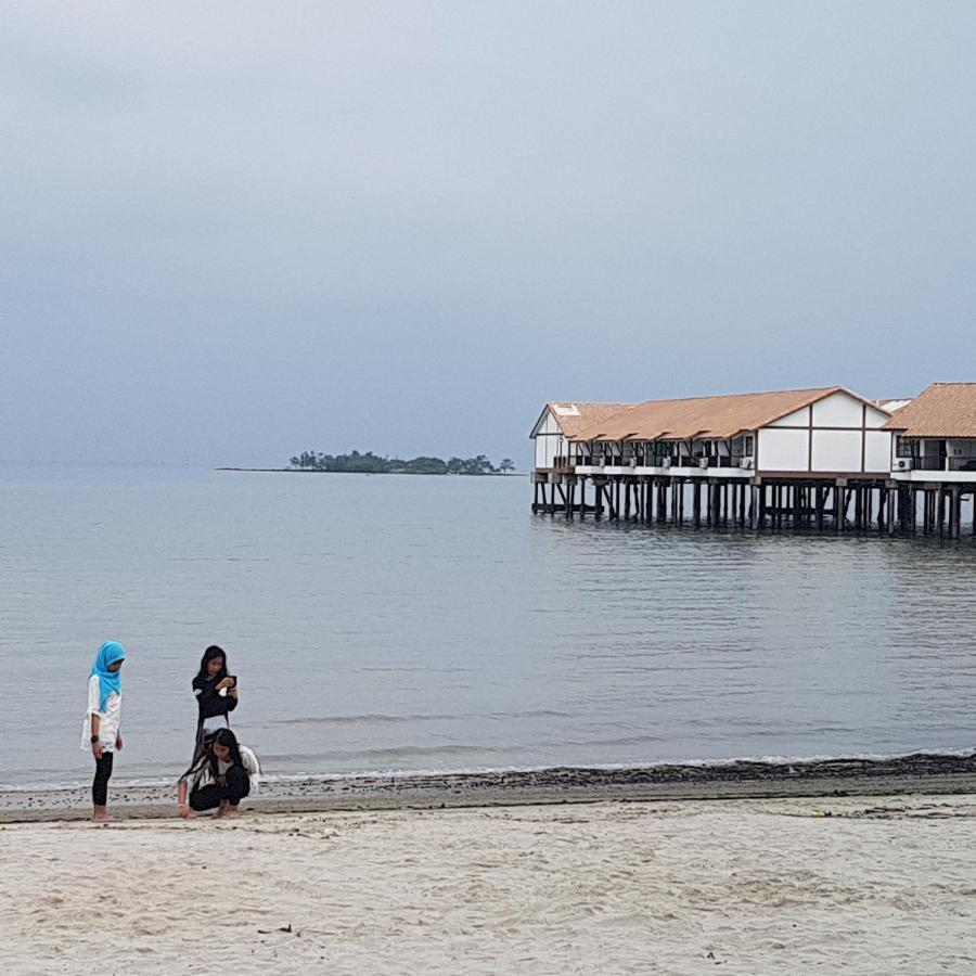 Tokido Private Water Chalet Pd Port Dickson Eksteriør billede