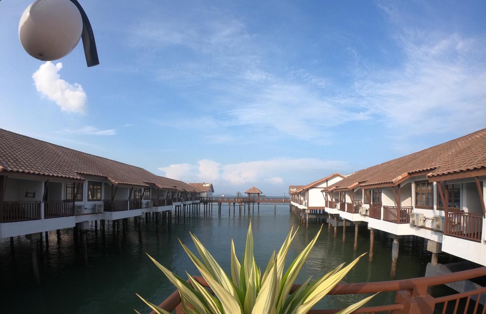 Tokido Private Water Chalet Pd Port Dickson Eksteriør billede